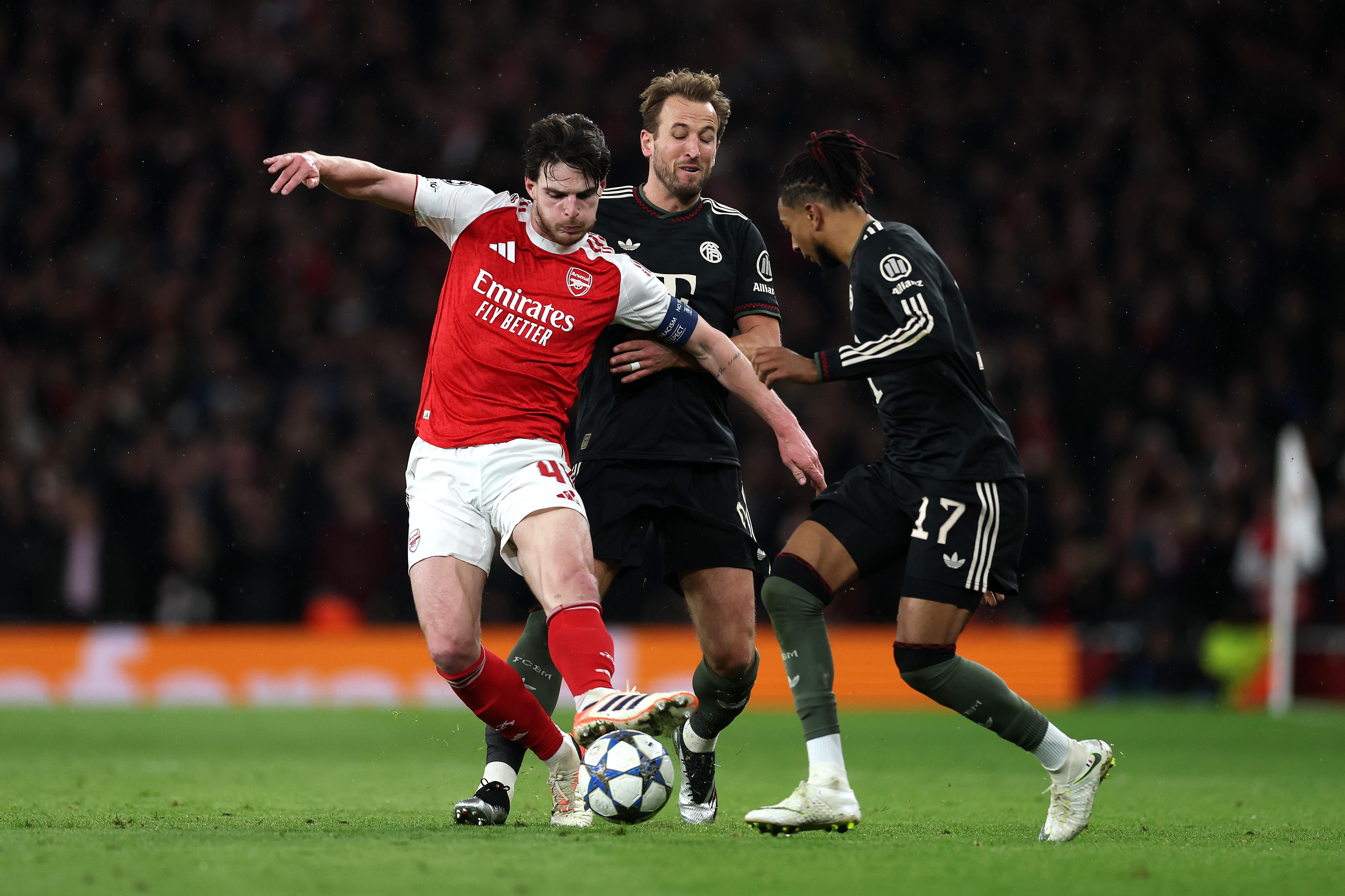 Rice salvează Arsenal la München, Como umilește Manchester United